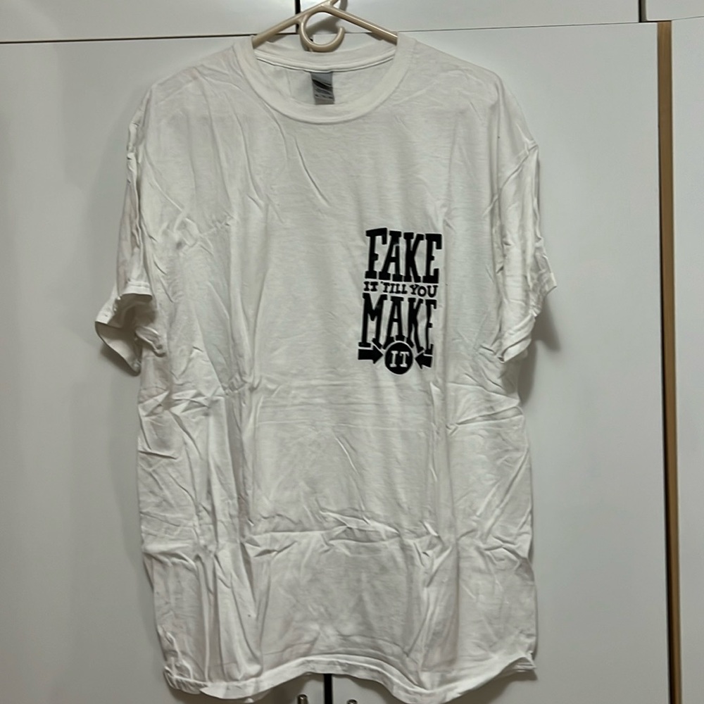 Gildan Men’s T-Shirt